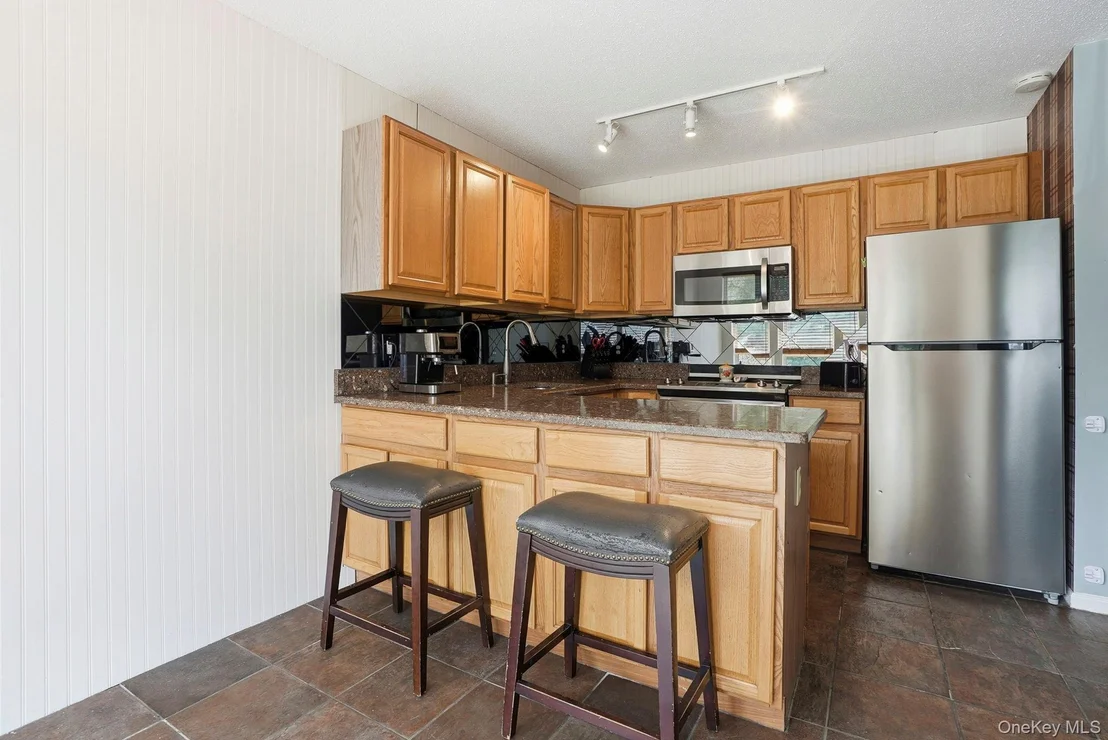 Photo of 85 Hemlock Circle