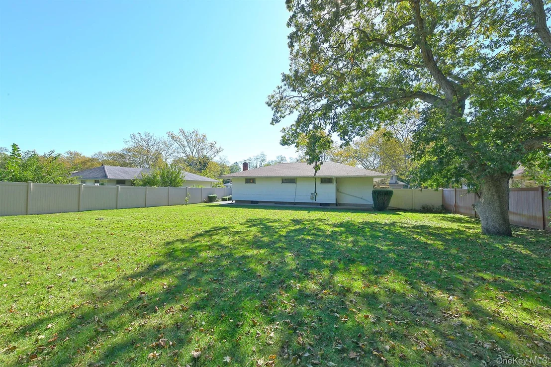 Photo of 12 Marie Crescent
