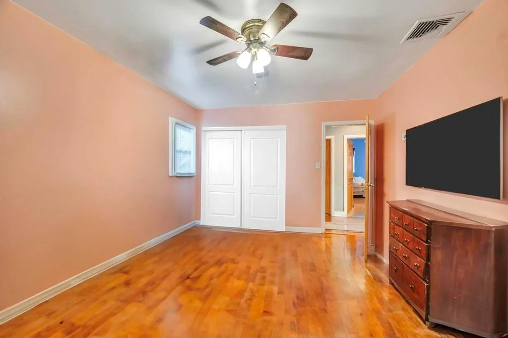Photo of 82 Royal Drive