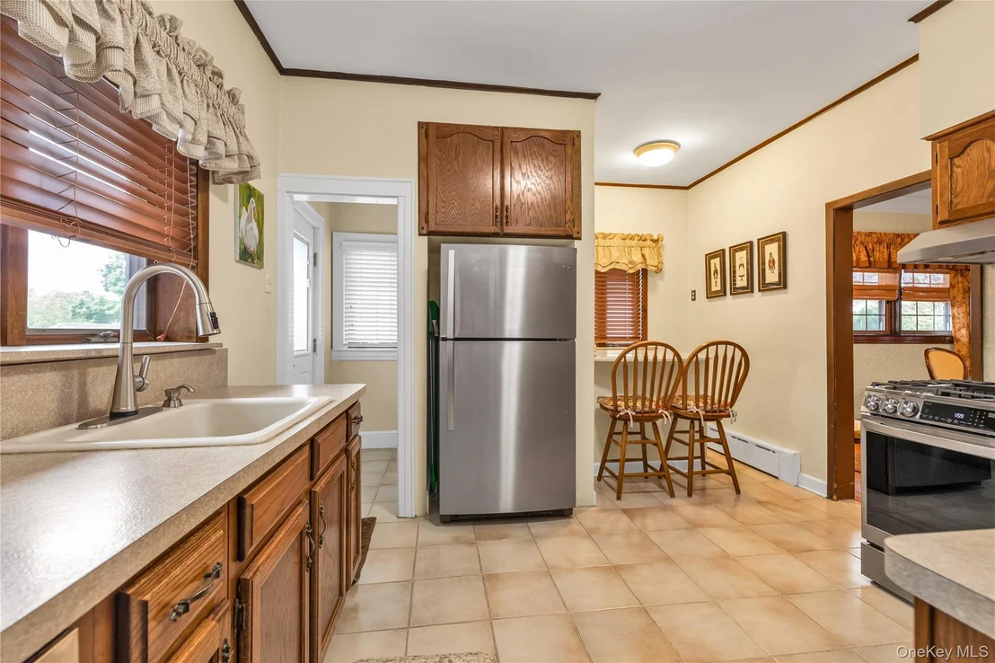 Photo of 40 Harding Avenue