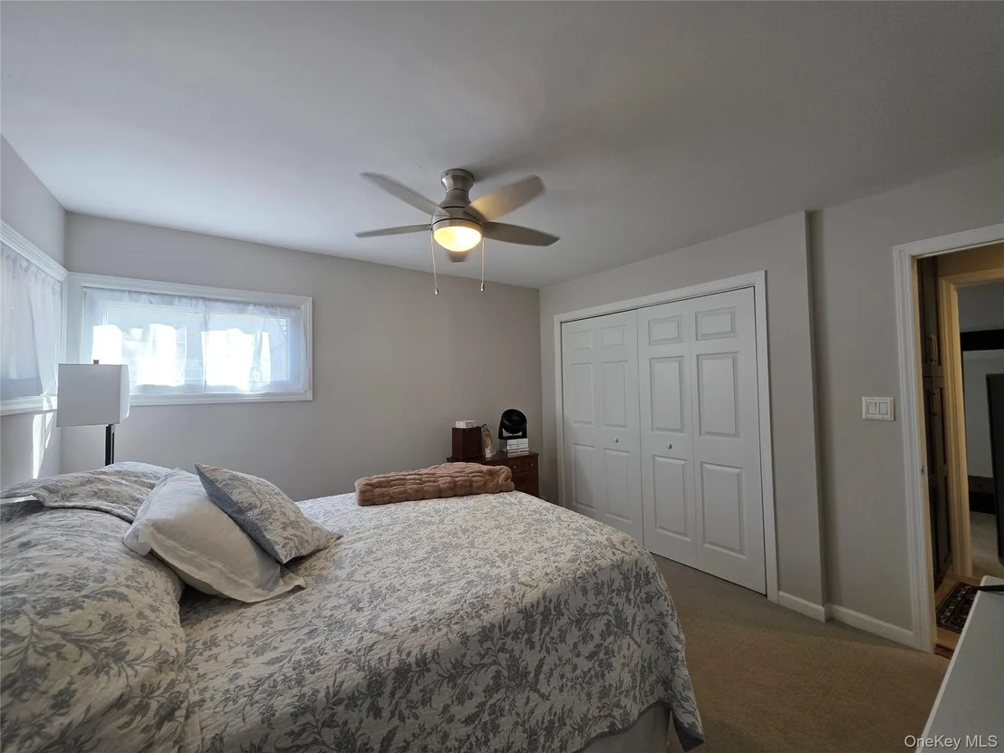 Photo of 140 Springtime Lane W