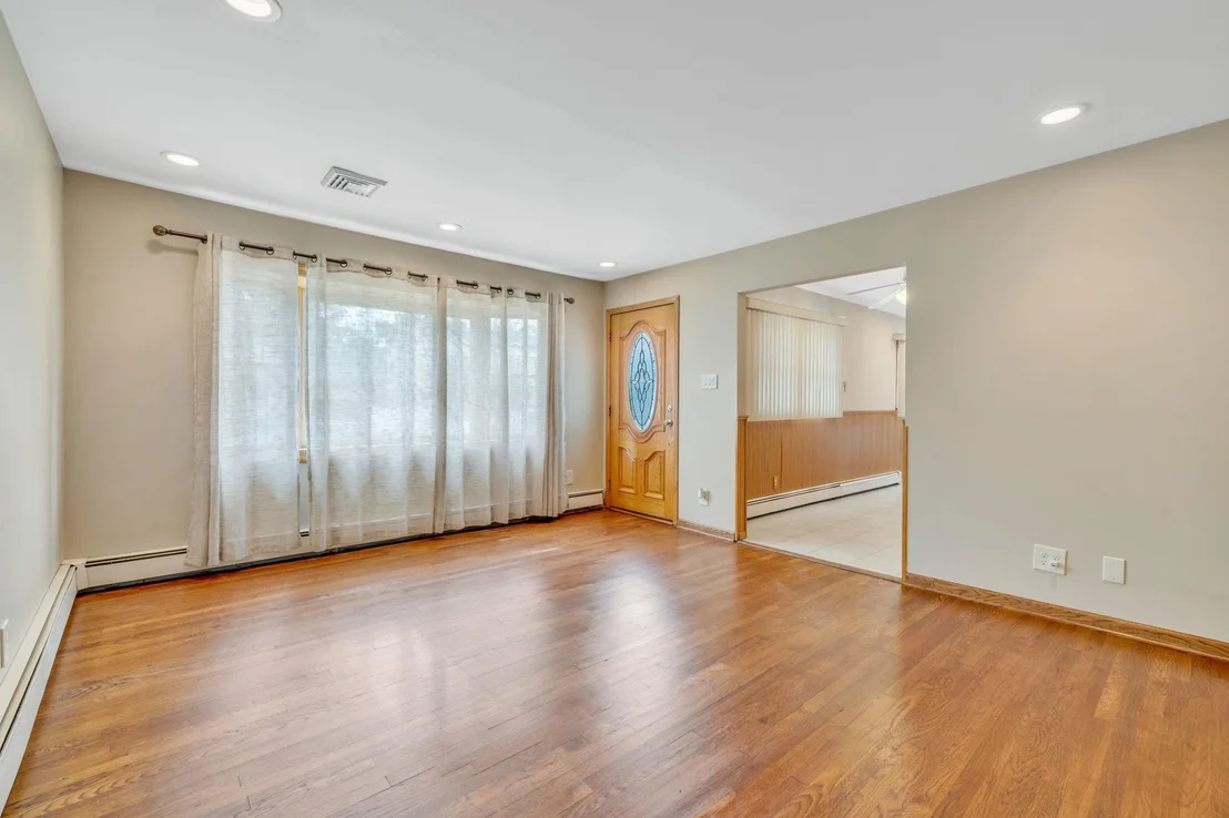 Photo of 781 Bermuda Road