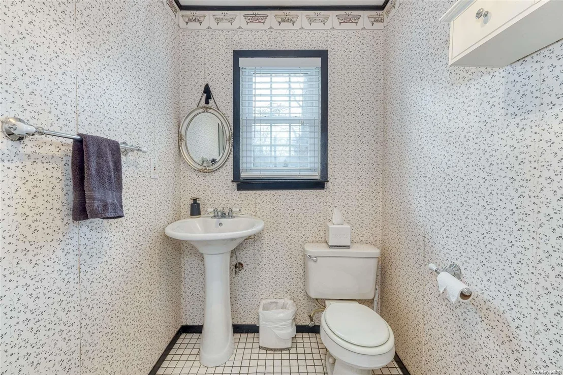 Photo of 86 Montgomery Avenue