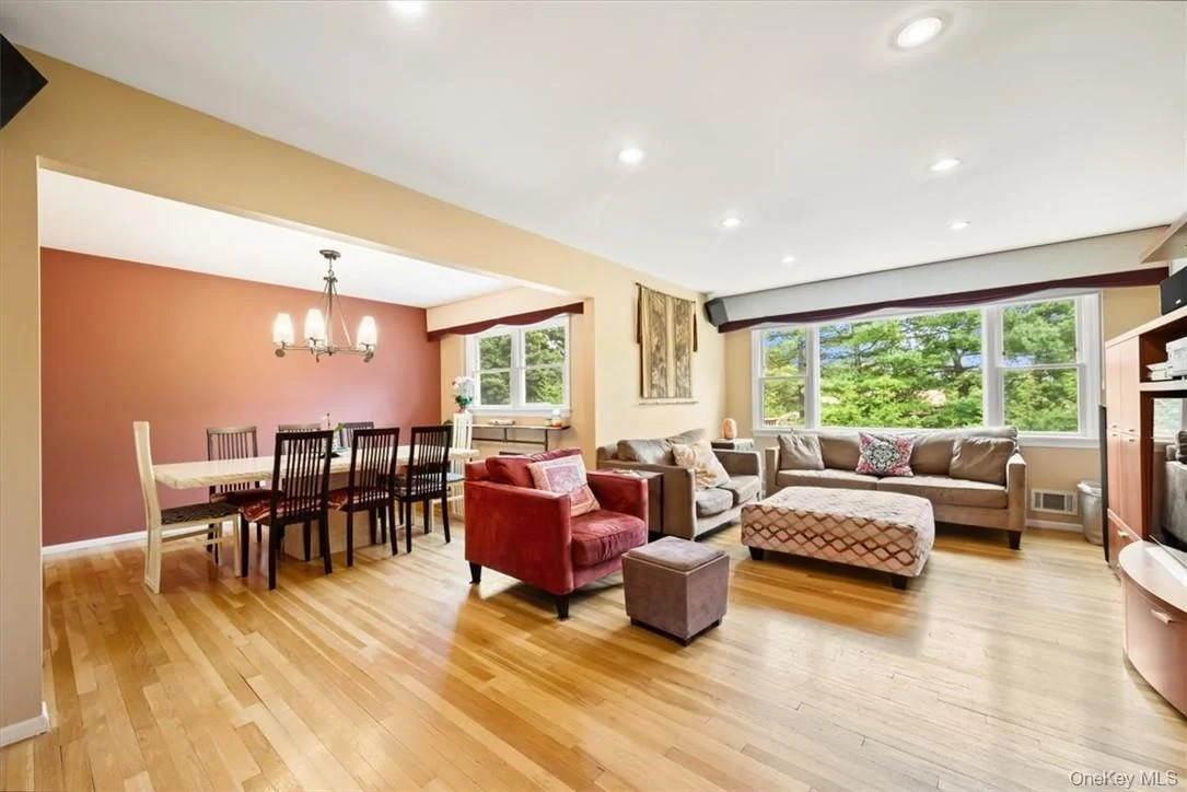 Photo of 20 Lancaster Drive