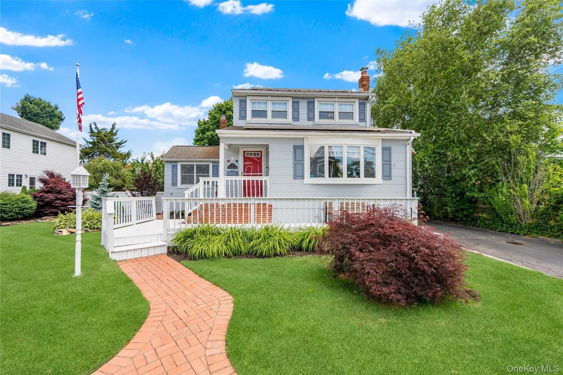 Photo of 19 Westbridge Drive