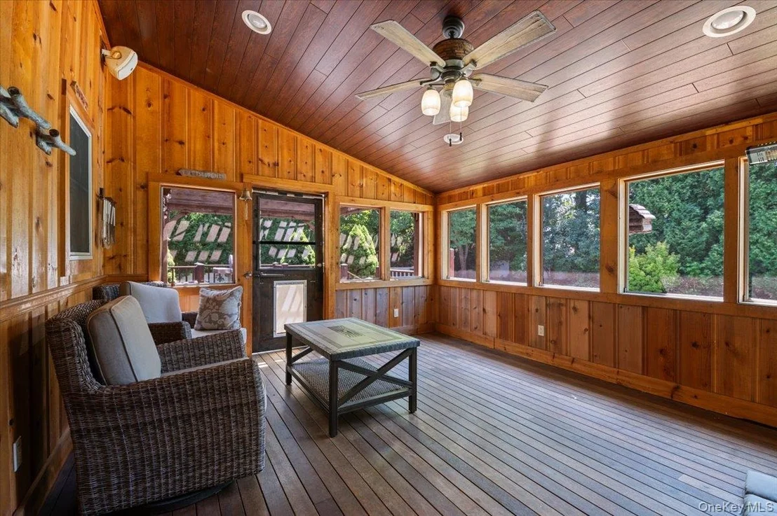 Photo of 16 Brook Lane