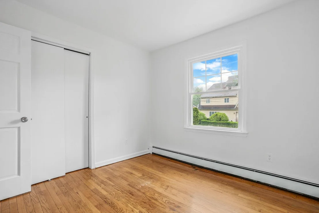 Photo of 13 Pine Street