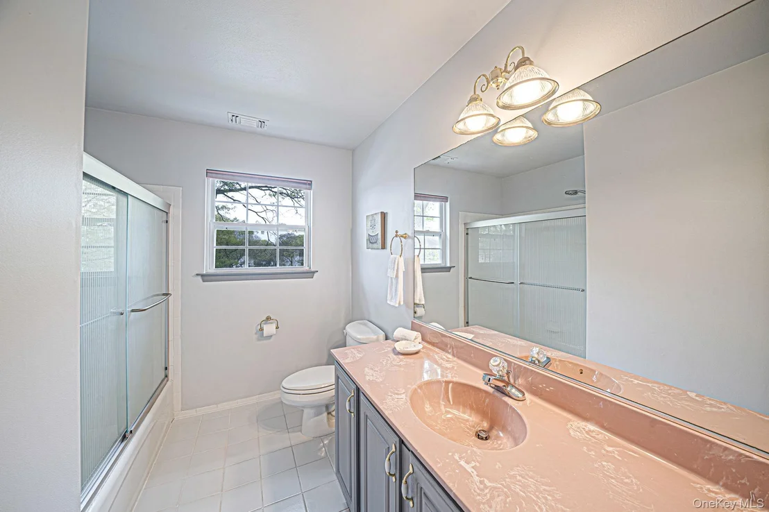 Photo of 73 Elm Avenue