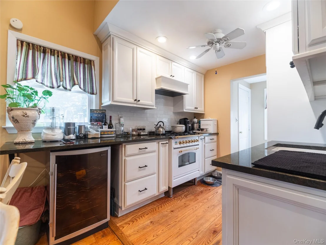 Photo of 8 Ridgeland Terrace