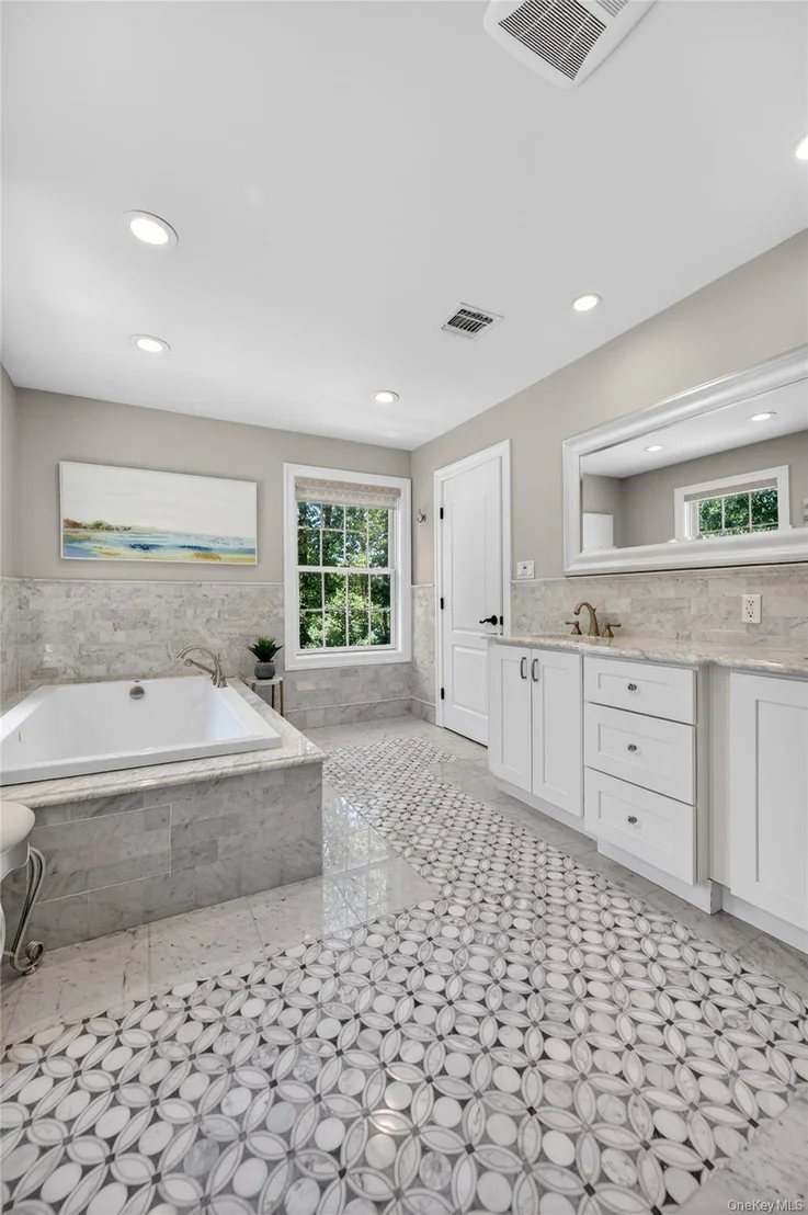 Photo of 261 Harbor Road
