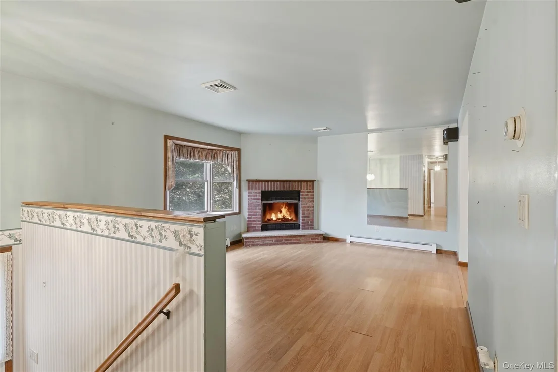 Photo of 122 River Road