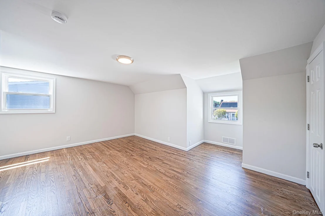 Photo of 16 Hapsburg Place