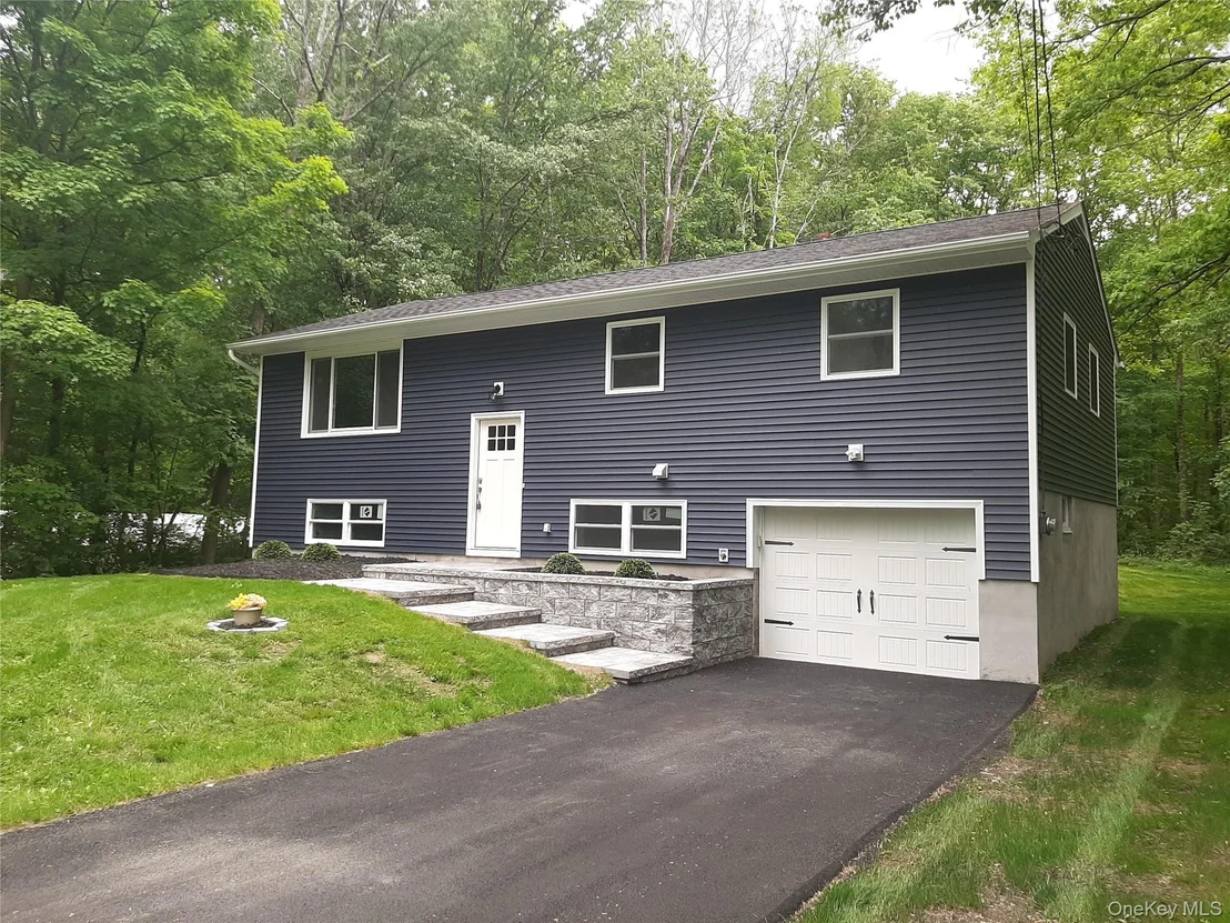 Photo of 38 Pine Woods Road
