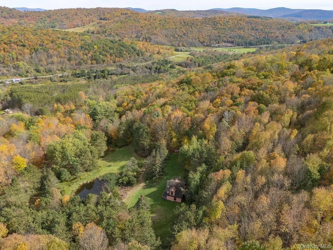 Photo of 515 Magic Mountain Road