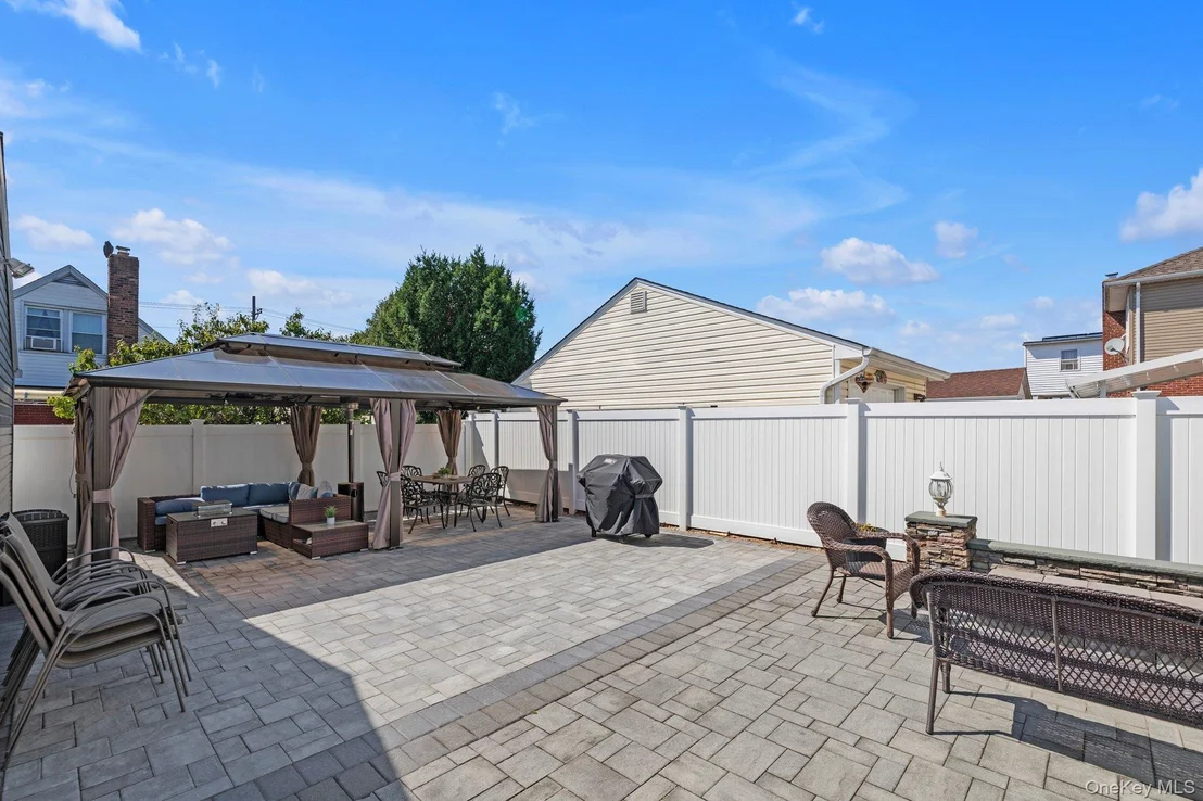 Photo of 36 Semton Boulevard