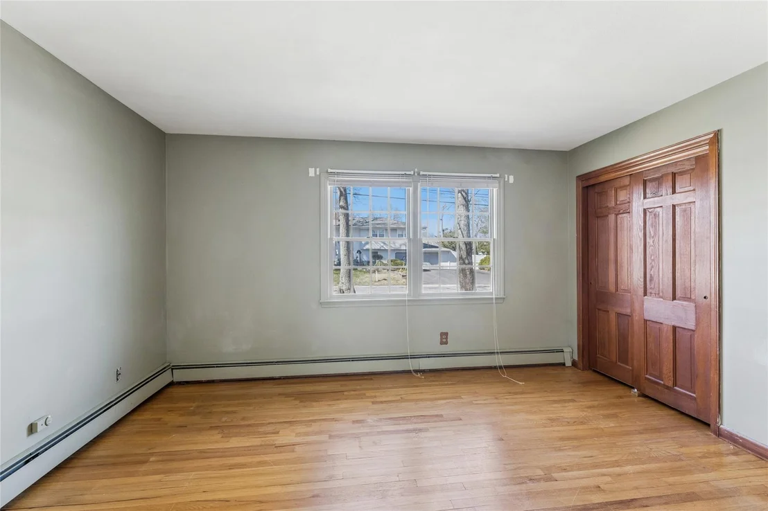 Photo of 46 Neptune Avenue