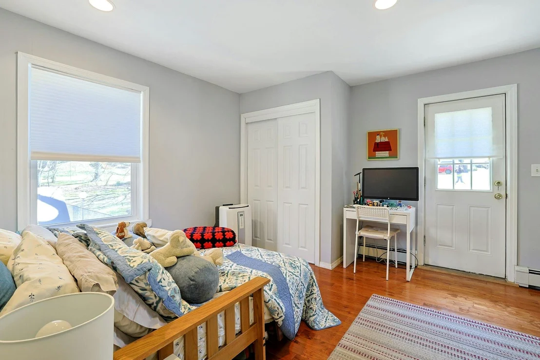 Photo of 2 Aura Drive