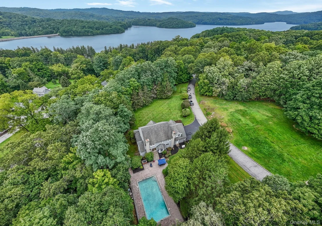 Photo of 276 Daisy Lane