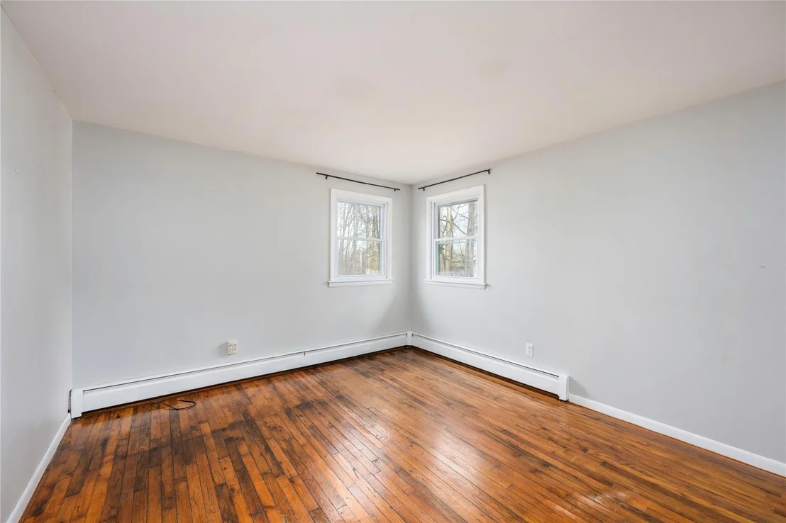 Photo of 11 Brookside Road