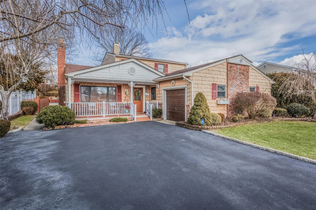 Photo of 11 Bobann Drive