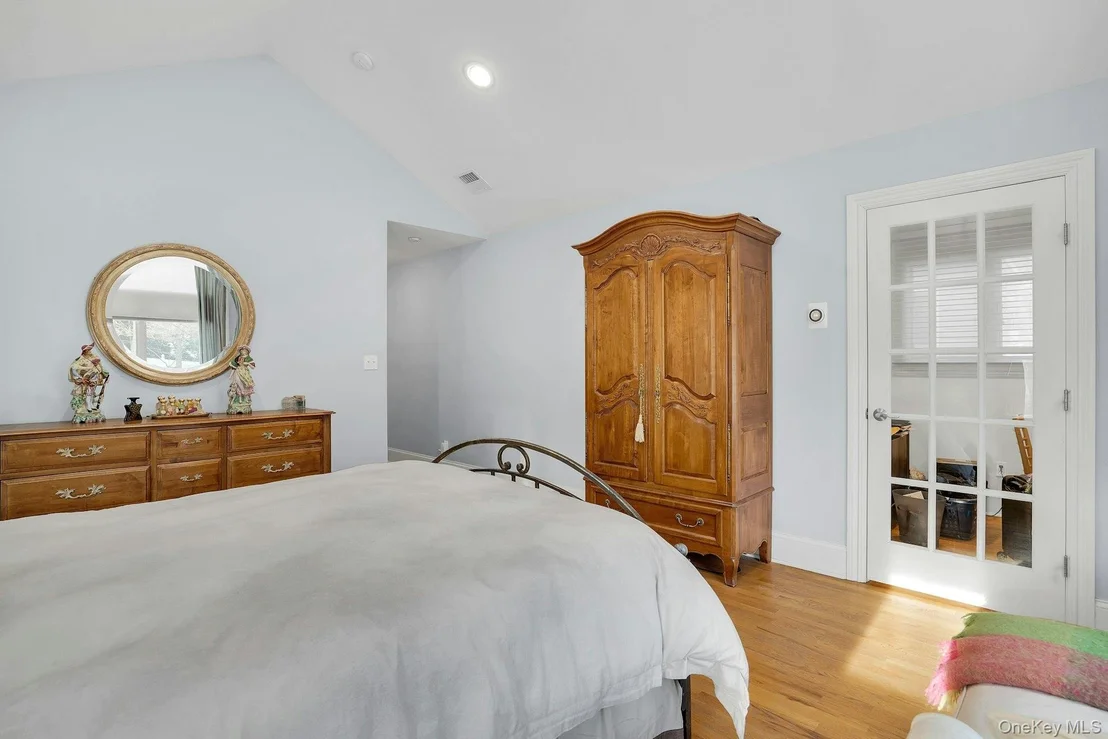 Photo of 48 Randolph Drive