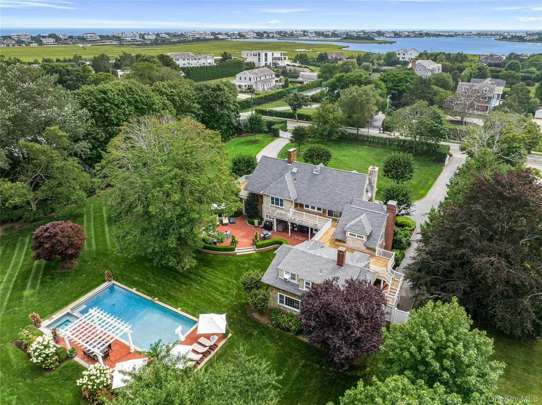 Photo of 92 Beach Lane