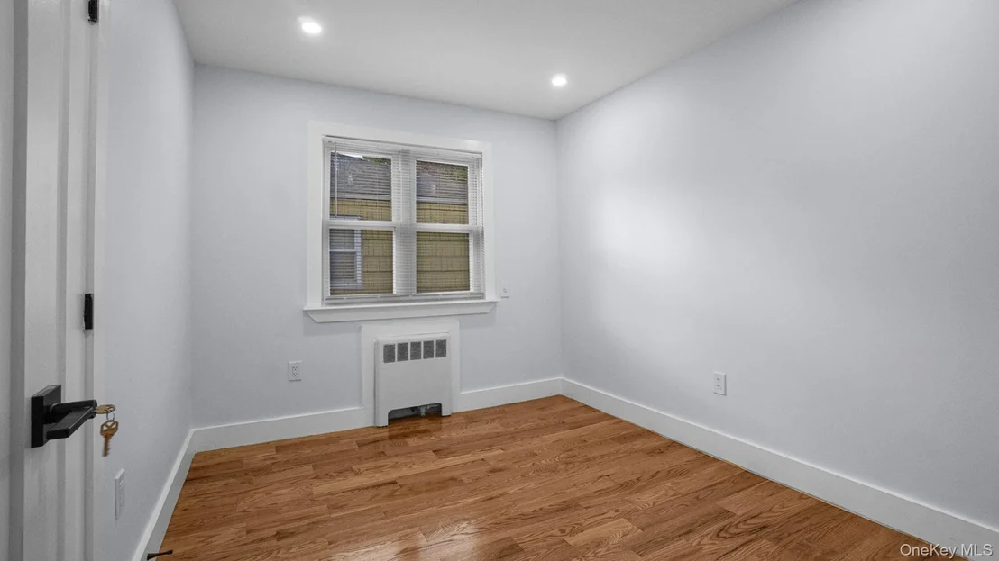 Photo of 4081 Grace Avenue