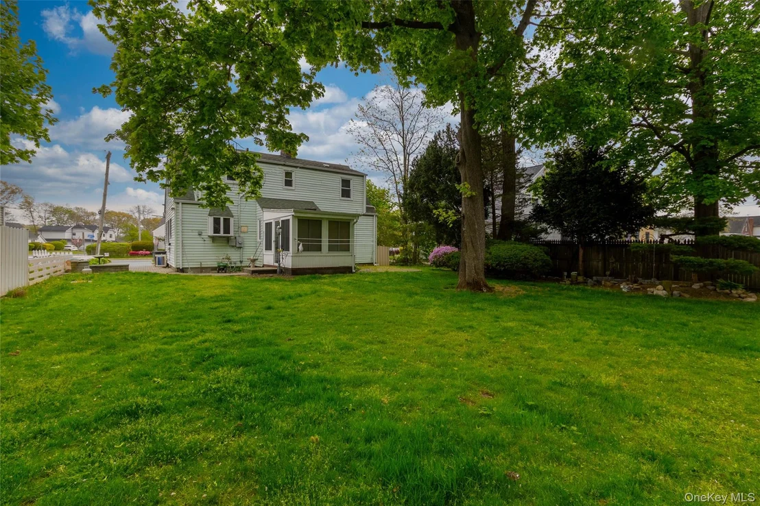 Photo of 90 Sunset Road