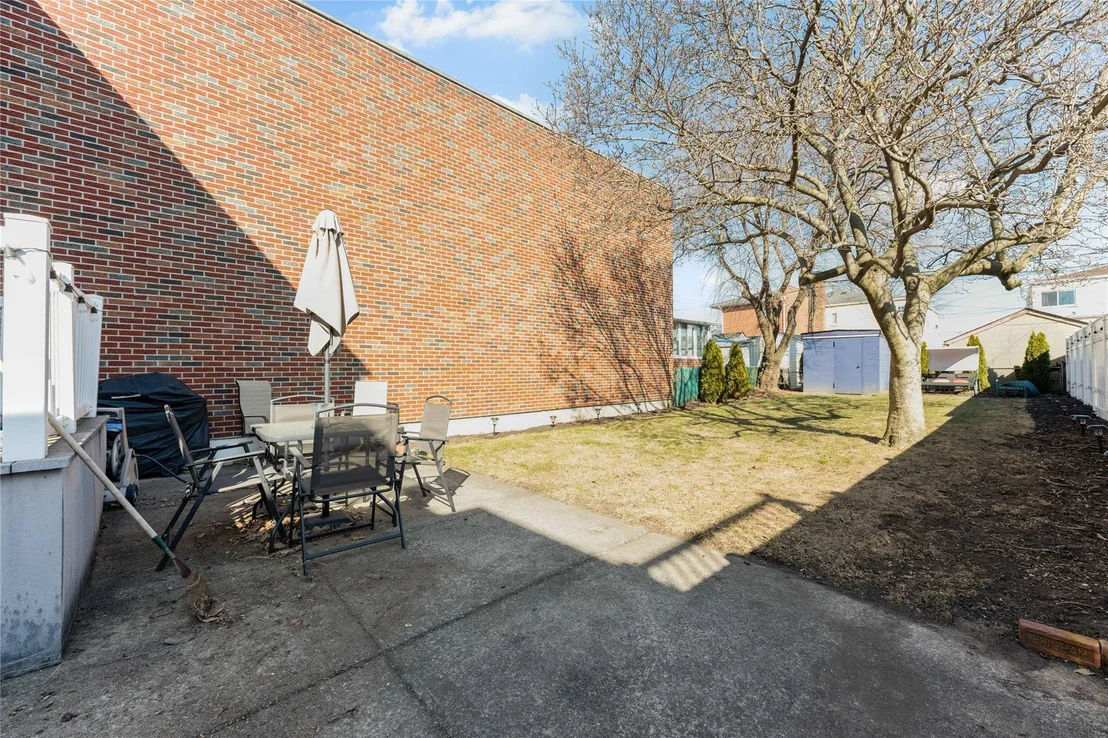 Photo of 6403 136th Street