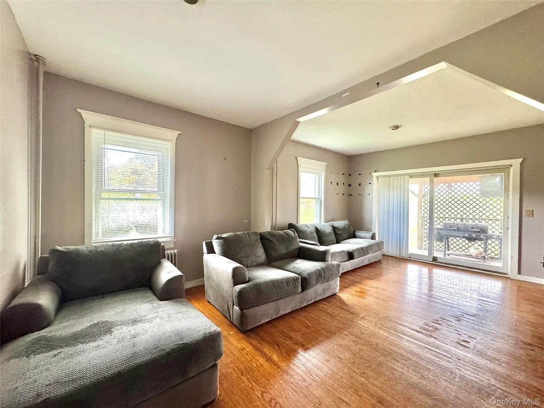 Photo of 8 Forest Hills Avenue