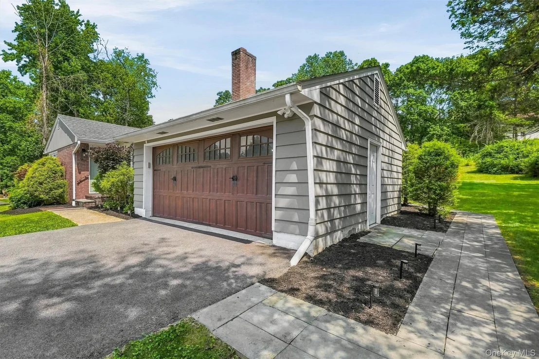 Photo of 47 Scenic Drive