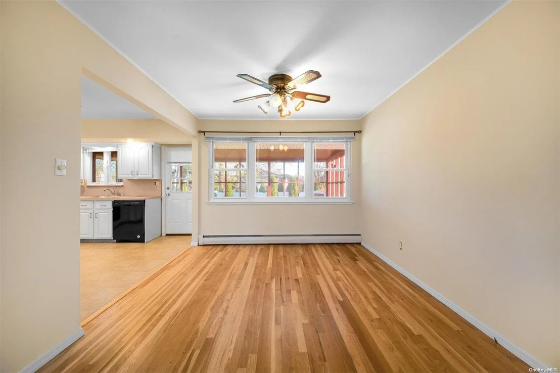 Photo of 11 Gehrig Street