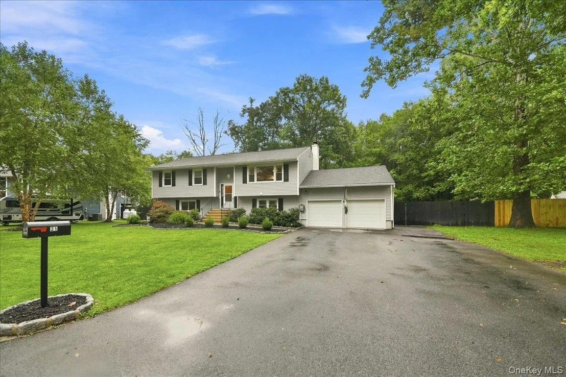 Photo of 21 Dennis Road