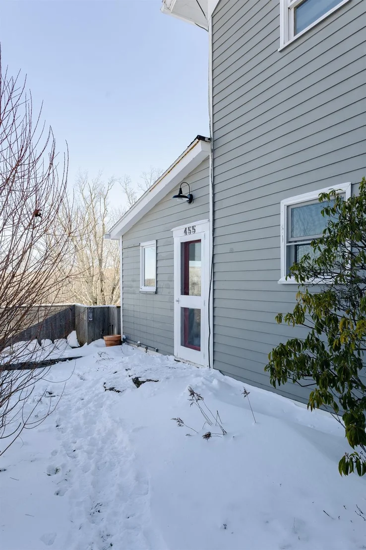 Photo of 455 Bailey Road