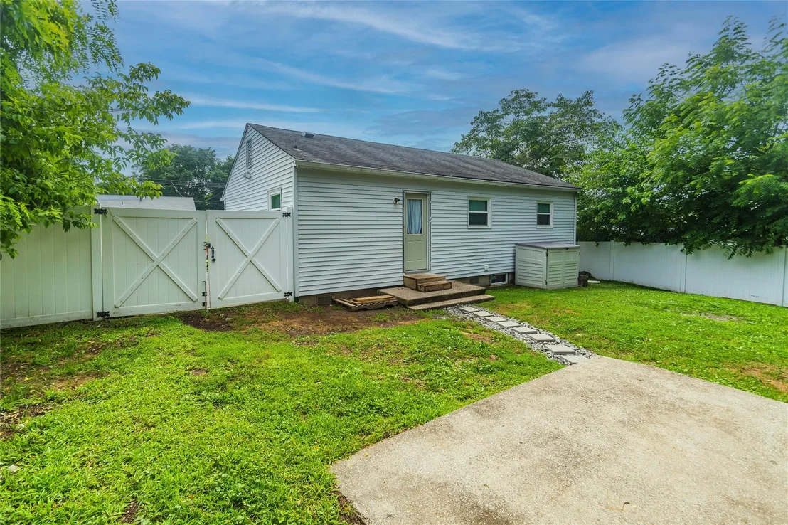 Photo of 31 Peter Cooper Drive