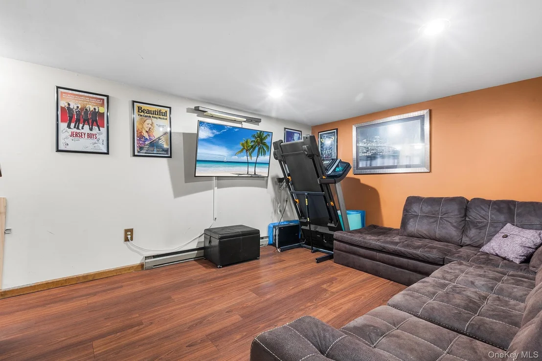 Photo of 11 Sharon Drive
