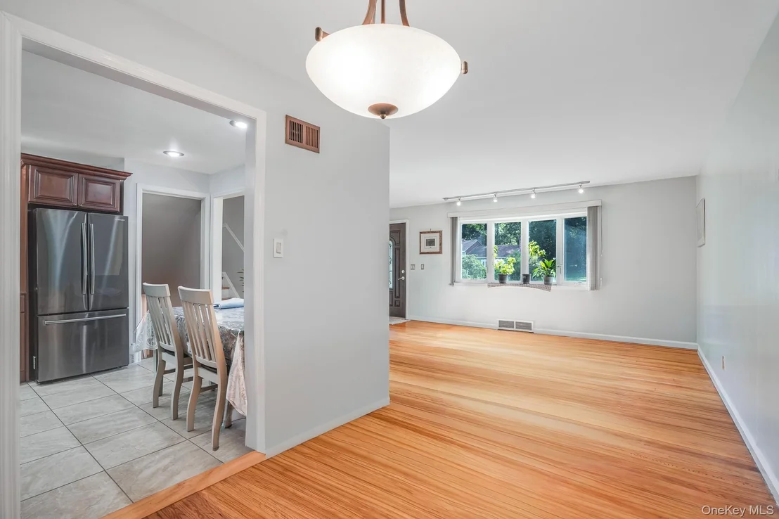 Photo of 8 Hampton Road