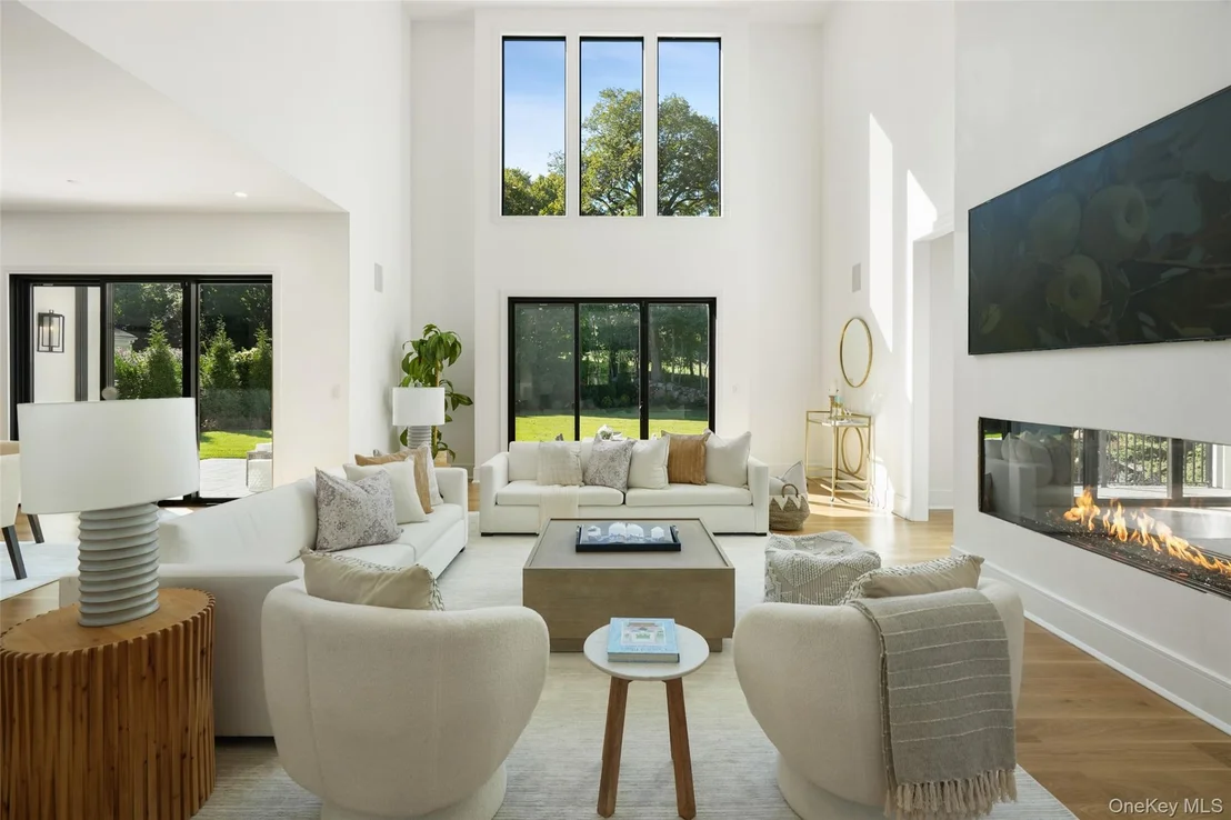 Photo of 11 Boxwood Lane