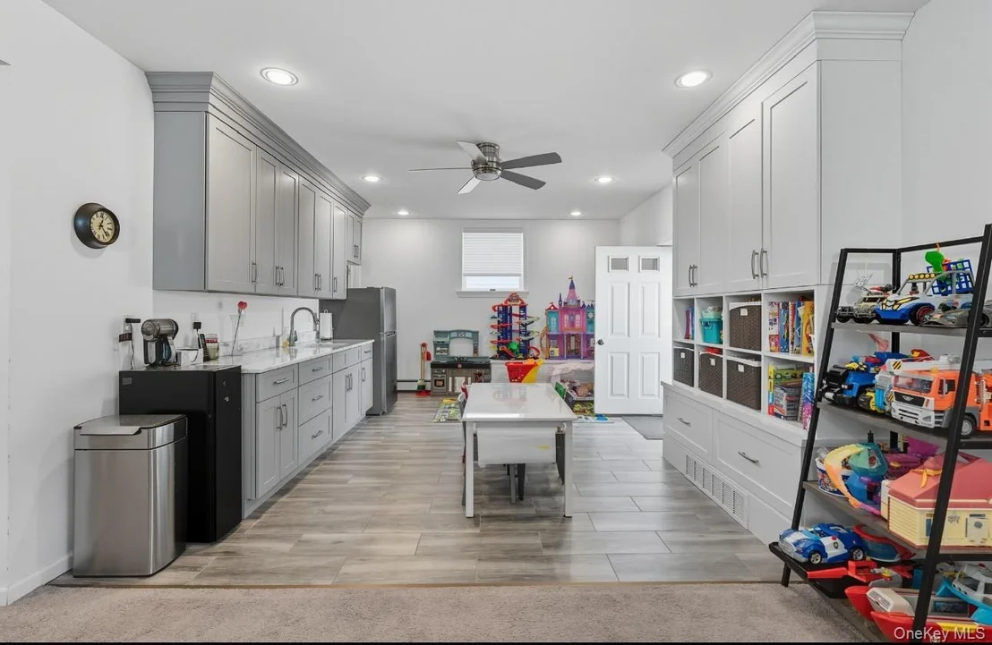 Photo of 12 Crestview Drive