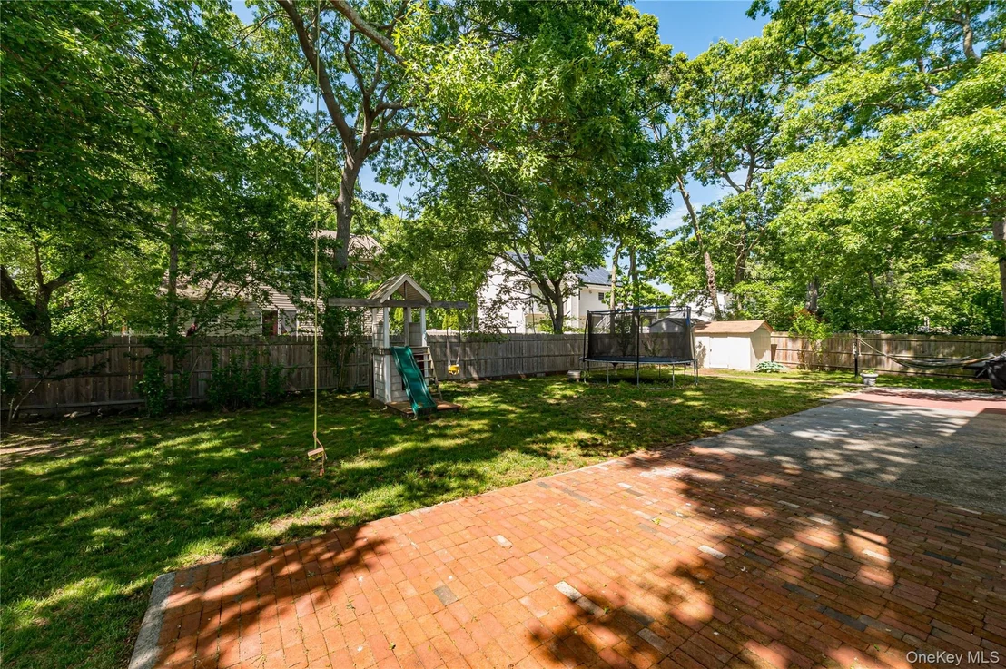 Photo of 69 Bedford Avenue