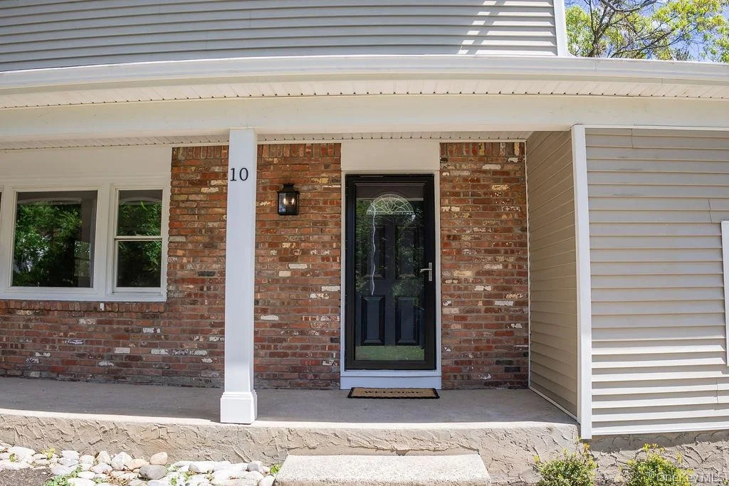 Photo of 10 Tudor Drive