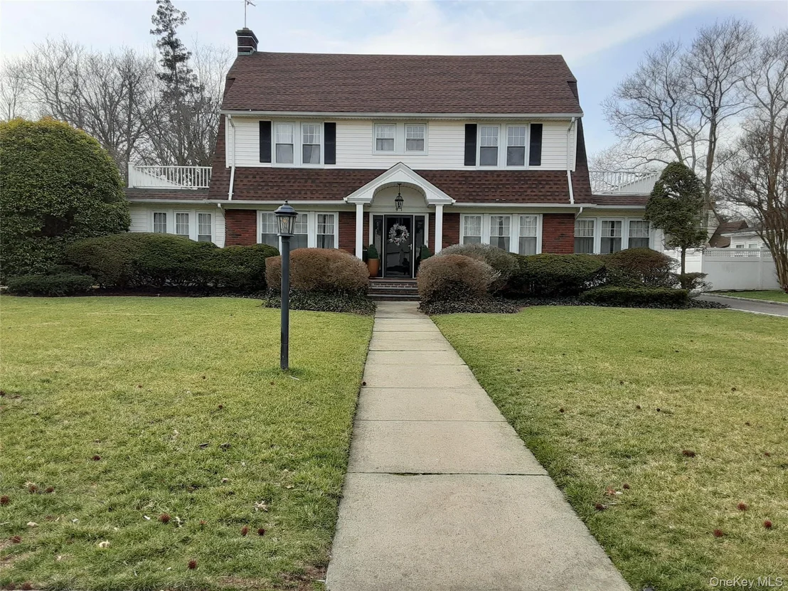 Photo of 91 Bedell Avenue