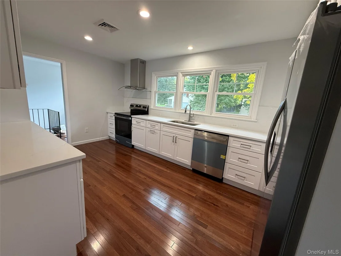 Photo of 33 Horizon Hill Drive