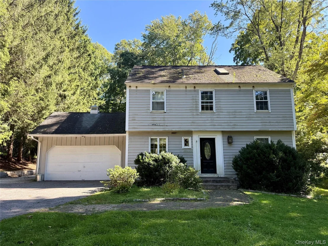 Photo of 23 Cliffside Lane