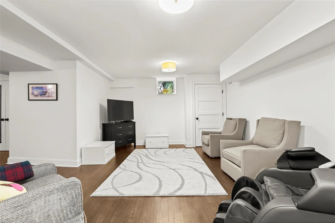 Photo of 17 Gladwin Place