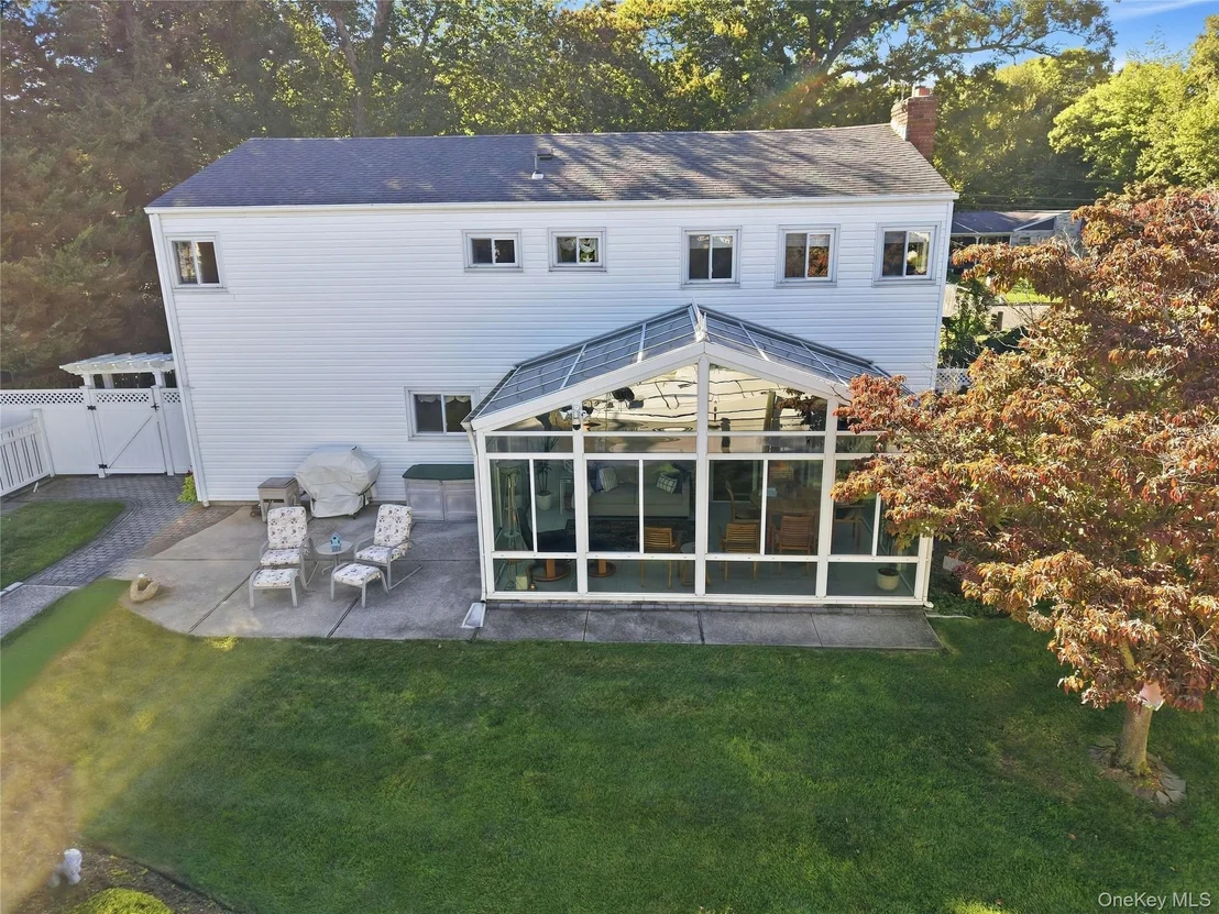Photo of 75 Bayview Drive