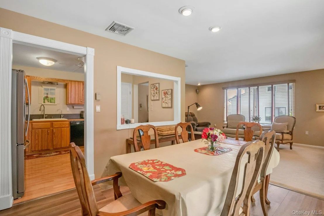 Photo of 35 Krystal Drive
