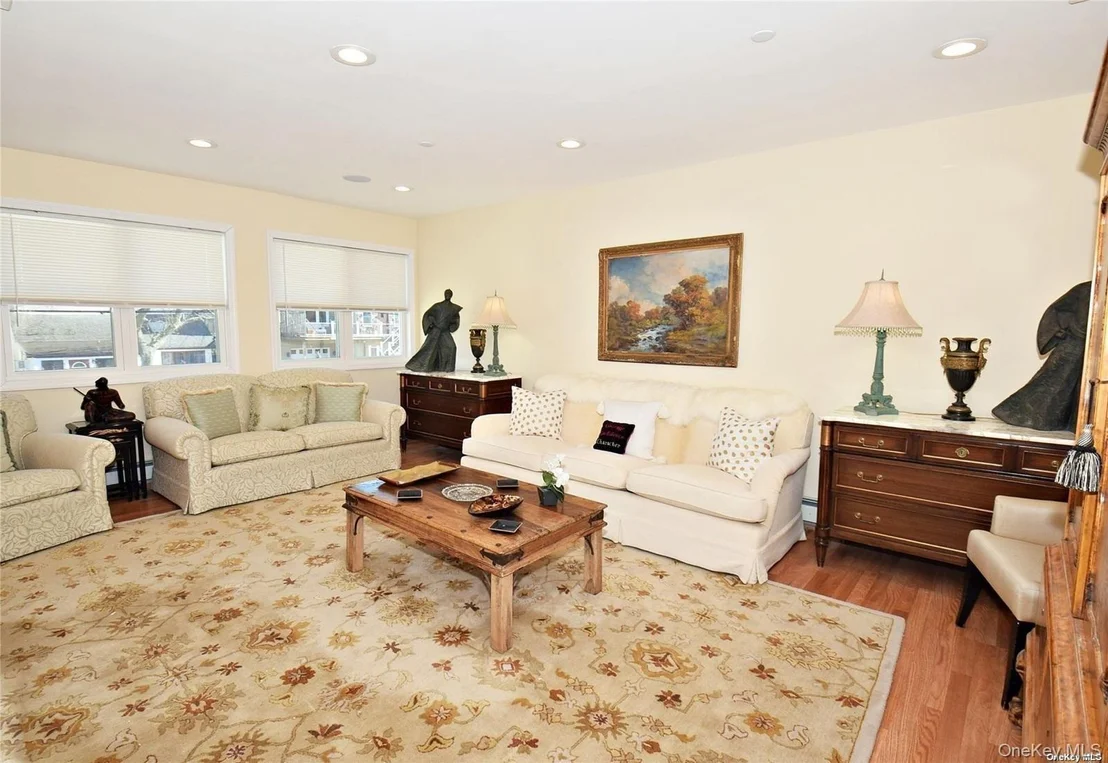 Photo of 3434 Colony Drive