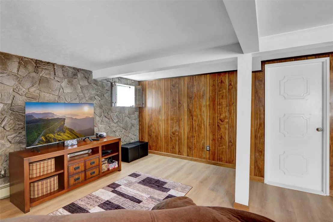 Photo of 83 Gerhard Road