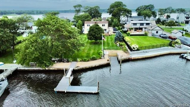 Photo of 131 Crystal Beach Boulevard
